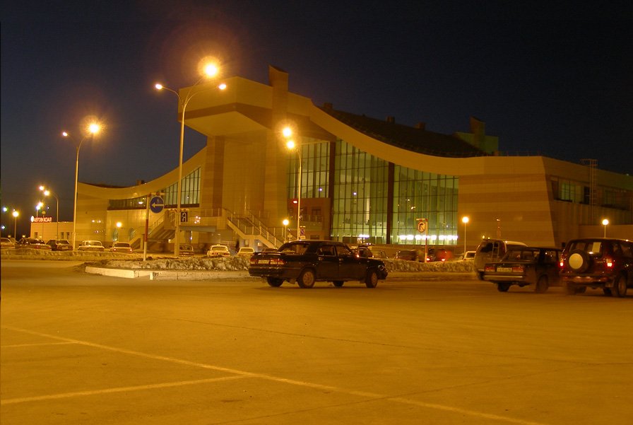 Жд вокзал в нижневартовске фото